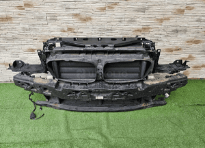 Pas przedni wzmocnie chłodnice bmw 5 F10 F11 535I 1
