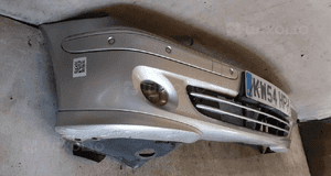 Zderzak przód przedni mercedes benz c klasa W203 lift fl pdc czujniki 744 srebrny halogeny 3