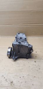 Podstawa łapa alternatora Audi A4 B6 1.6 06B903143L 4