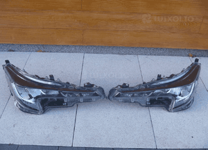 Toyota corolla E21 hb kombi lampa led prawa lewa  81150-02S60 81110-02S60 1