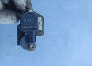 Toyota RAV4 iv czujnik poziomowania świateł lamp xenon 2