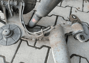 Opel Meriva A belka os tylna tyl 4x100 3