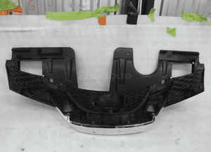 Grill atrapa nissan x-trail T32 62310-4CE0A nowy oryginał 6