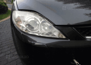 Mazda 5 V lampa przod xsenon prawa  06 1