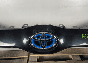 Zderzak przód przedni toyota yaris iv 4 2020- cały 4