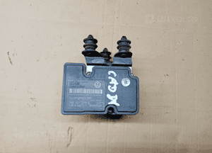 Pompa sterownik ABS Volkswagen Caddy III 2K0907379B 3
