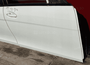 Mercedes W204 lift drzwi 149 prawy przód oryginał ładne 4