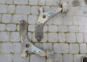 Volvo S40 II V50 wahacz przod prawy lewy