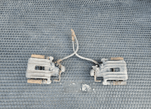 Zacisk Zaciski Jażmo Tyl Tylne Hamulcowy Hamulcowe AUDI A4 B6 B7 245 255mm 1