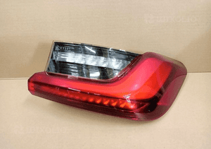 Lampa prawa tylna prawy tył bmw iii 3 G20 sedan led 18- 1