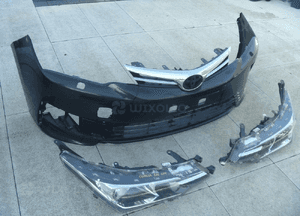 Toyota corolla E16 lift 2016 lampa prawa lewa led oryginał ładna 3