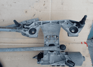 Ford Focus C Max mechanizm wycieraczek przód przednich silniczek 7