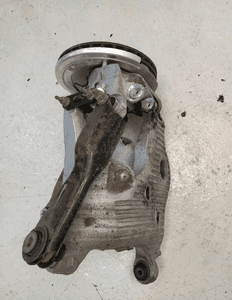 LAND ROVER DISCOVERY V L462 RANGE ROVER SPORT L494 ZWROTNICA Z PIASTĄ WAHACZE LEWY TYŁ ORYGINAŁ 10