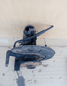 Zwrotnica piasta lewy przód przednia lewa Audi A3 8P 1.6 FSI 2