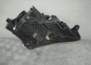 Lampa przednia lewa skoda superb iii bi-xenon skrętna 2015- 10