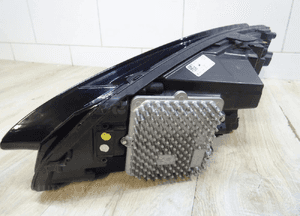 Jaguar E-Pace Lampa LED Prawa Przód M9C3-13W029-BD 7