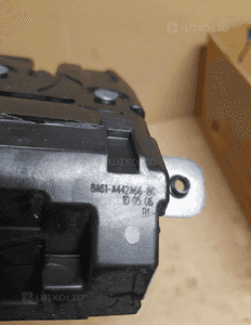 Zamek klapy tył ford fiesta MK7 nr D3D0B 7