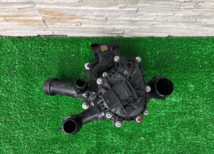 Termostat bmw X5 G05 5 G30 4 G22 3 G20 8642555 2