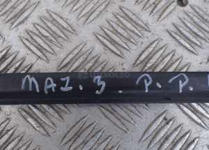 Listwa drzwi prawy przód mazda 3 bk radom 2