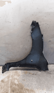 BŁOTNIK PRAWY  PRZEDNI PRZÓD  mazda 3 II  2008-2013r 22V SREBRNY 4