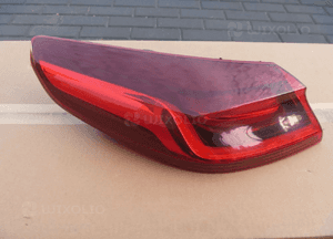 Kia xceed x-ceed lampa tylna lewa ładna 92401J7300 1