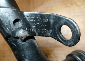 Rura przewód magistral wody VW Passat B5 2.5 TDI 059121071P 10