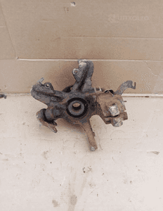 Zwrotnica piasta prawy przód kompletna VW FOX 2