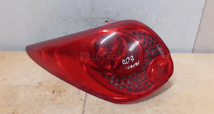 Peugeot 207 kombi sw lampa tyl tylna lewa 1