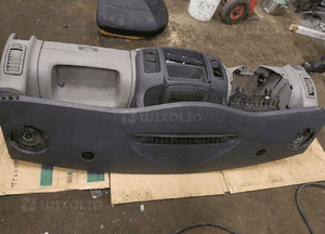 KOKPIT KONSOLA DESKA Renault Trafic II 3