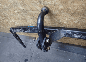 HAK HOLOWNICZY VW TOURAN 15- 2