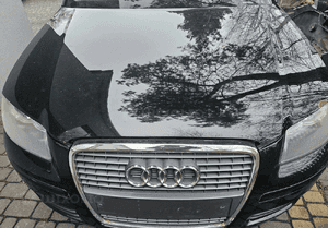 Audi A3 8P Sportbeck lift maska LY9B 1