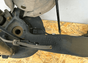 BMW X3 E83 Zwrotnica tył lewa - 16493 5