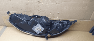 Lampa prawy przód przednia prawa Xenon Peugeot 407 9641944180 7