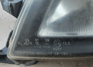 Toyota Yaris Verso lampa przód przednia  lewa 5
