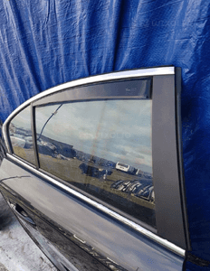 Toyota Avensis T27 LIFT T29 DRZWI PRAWY TYL W KOLOR 2