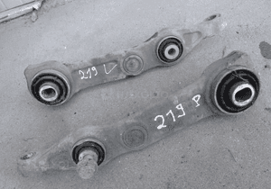 MERCEDES E 211 / CLS 219 wahacz przedni