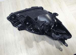 TOYOTA YARIS 3 lift LAMPA lewa 7