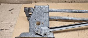 Mechanizm wycieraczek przód Renault Trafic II 5