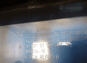 Bmw seria 2 F44 m pakiet listwa progowa próg prawa 9