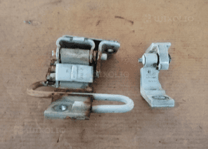 Zawias zawiasy drzwi prawy przód para VW Golf IV 4 1