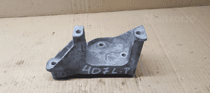 Łapa mocowanie silnika Peugeot 407 2.0 HDI 2