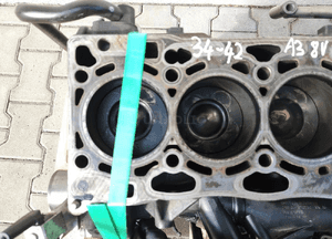 Silnik dół silnika wał korbowy tłoki audi A3 8V 1.6 tdi crk 2012-2016 3