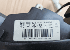 Peugeot 308 T7 08-12 lampa przód przednia prawa lewa  EU 10