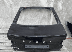 Klapa bagaznika tyl skoda superb iii 3 3V5 sedan 1