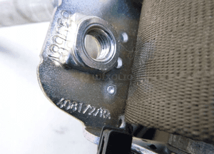 VOLVO XC70 PAS NAPINACZ TYŁ PRAWY TYLNY 12