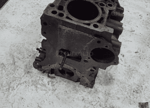 Blok silnika vw audi 1.6 tdi cay 03L021CL radom 2