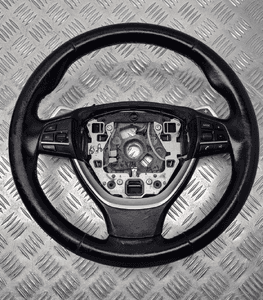 BMW F10 F11 KIEROWNICA MULTIFUNKCJA ŁOPAKTKI 1