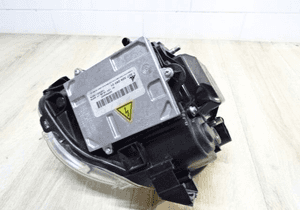 Lampa przód prawa bi-xenon fiat 500 6