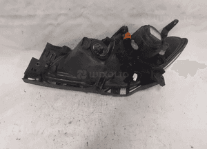 Przod przednia lampa prawa mazda 3BK xenon 6