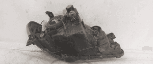 Przod przednia lampa lewa mazda 323F bj lift 5